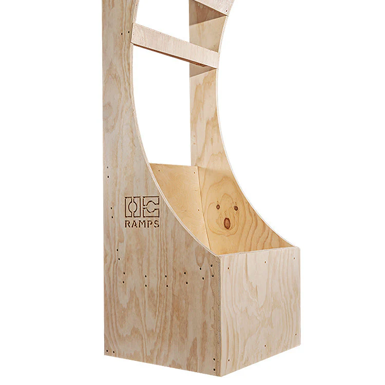 OC Ramps Half Pipe Chair - Image 3