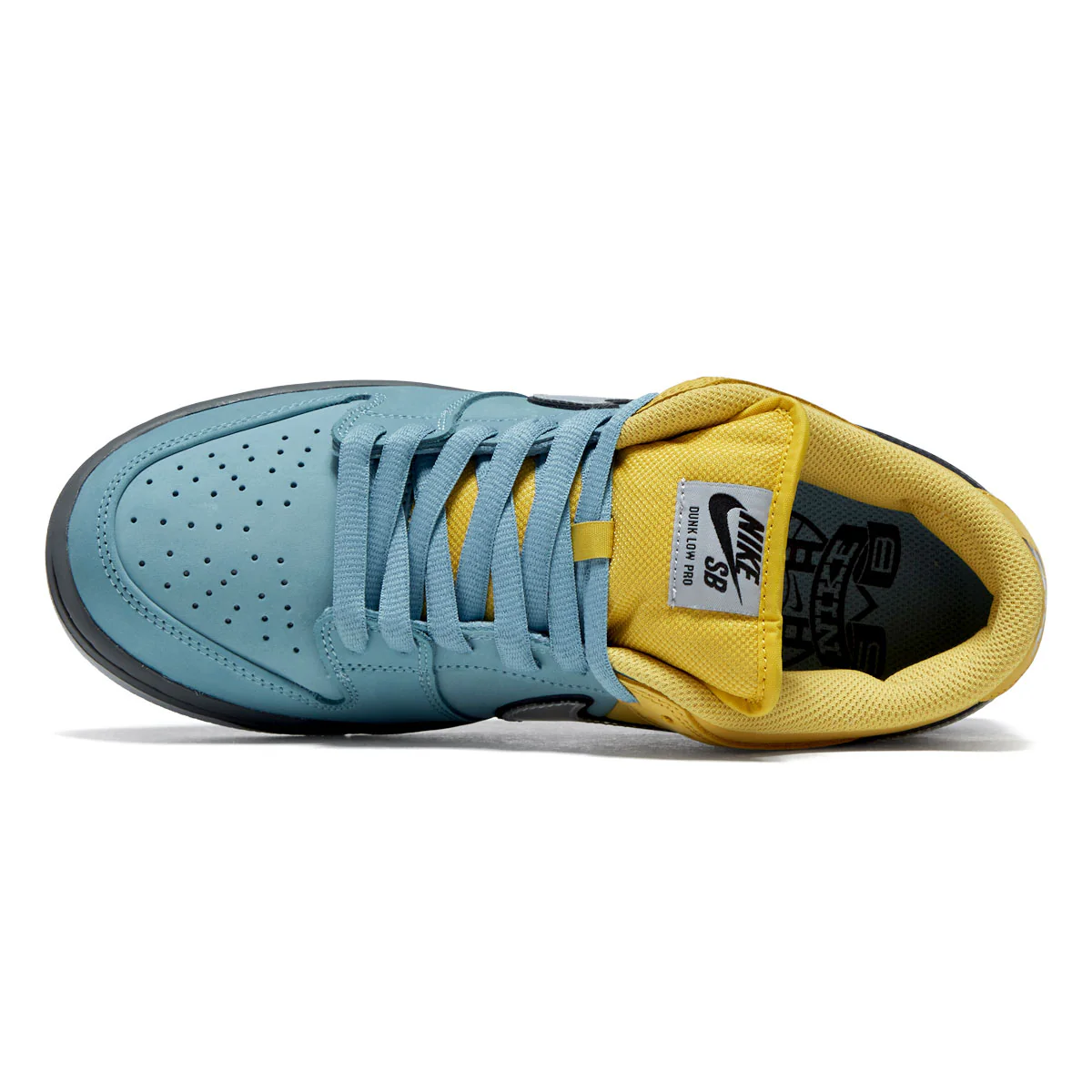 Nike SB Muni Fast Pass Dunk Low Pro Shoes - Lightening/Wolf Grey/Denim Turquoise - Image 4